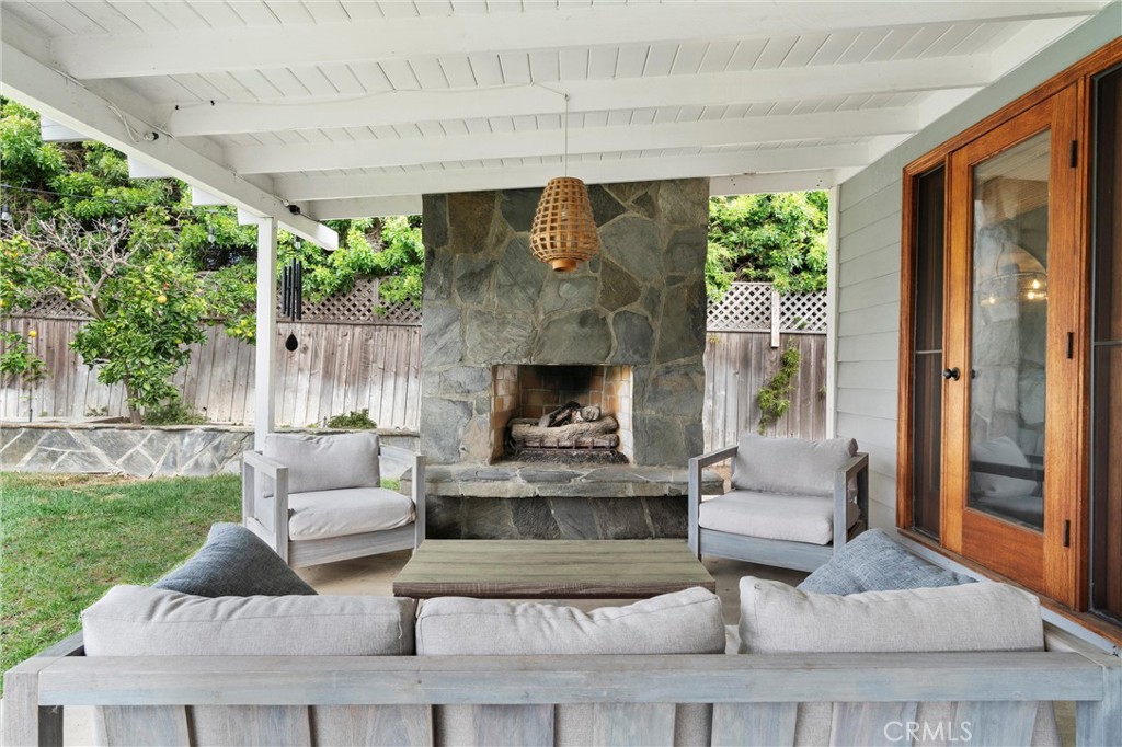 519 Riverside Avenue