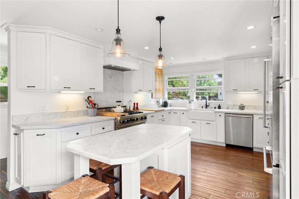 519 Riverside Avenue