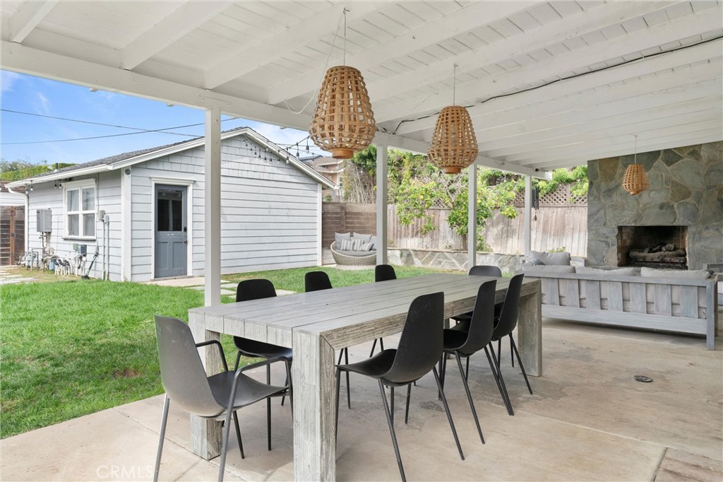 519 Riverside Avenue