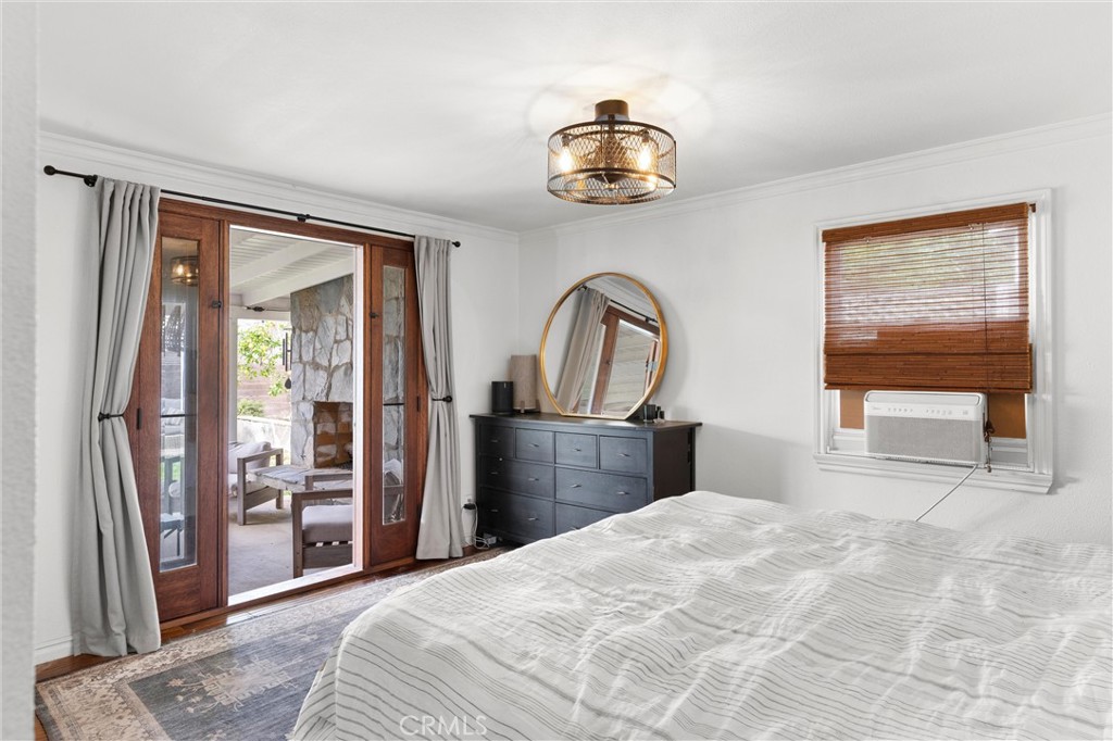 519 Riverside Avenue