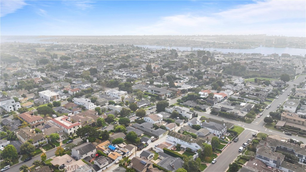 519 Riverside Avenue