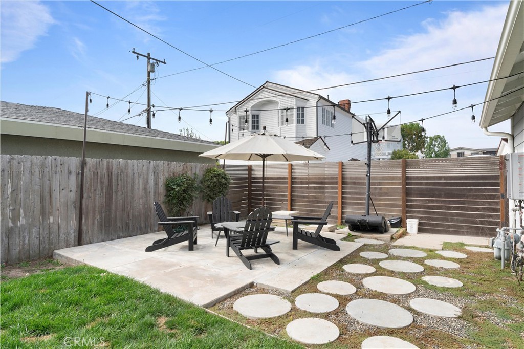 519 Riverside Avenue