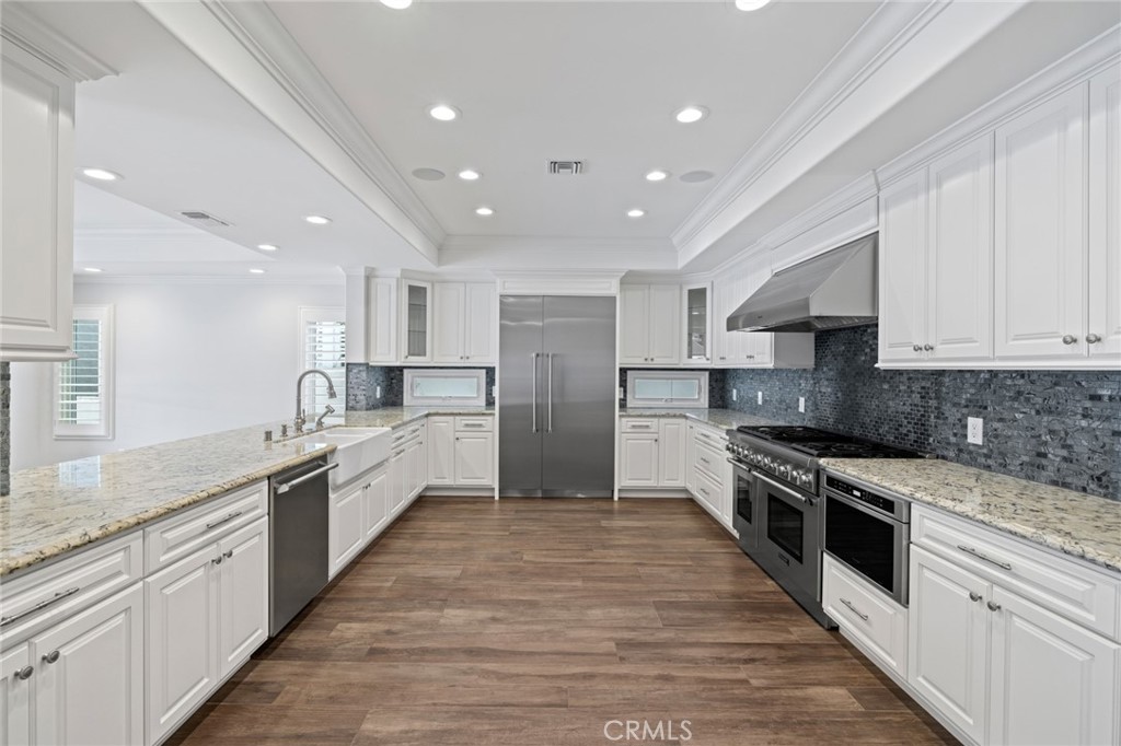 730 Harbor Island Drive