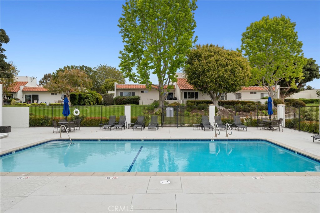 655 Vista Bonita