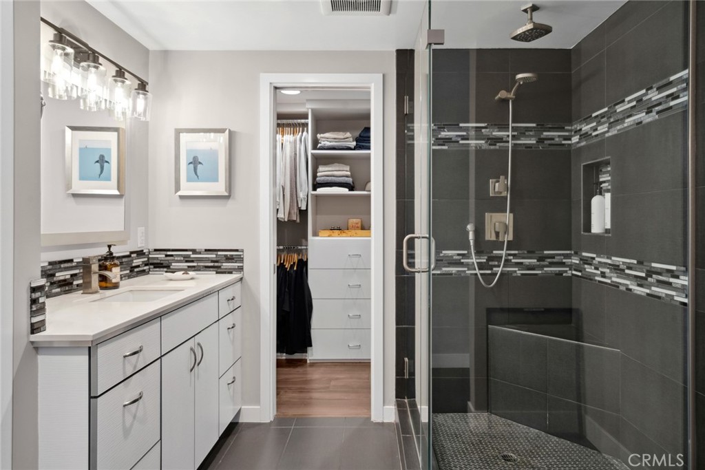 655 Vista Bonita