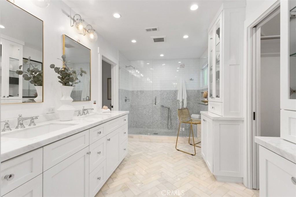 2301 Private Road