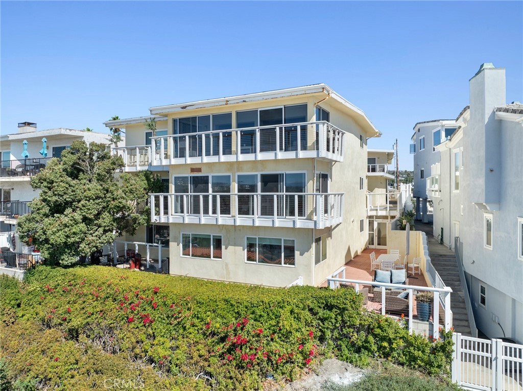 1531 Buena Vista