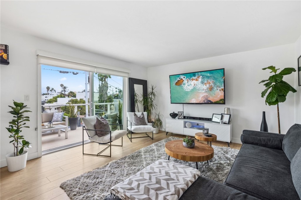 1531 Buena Vista