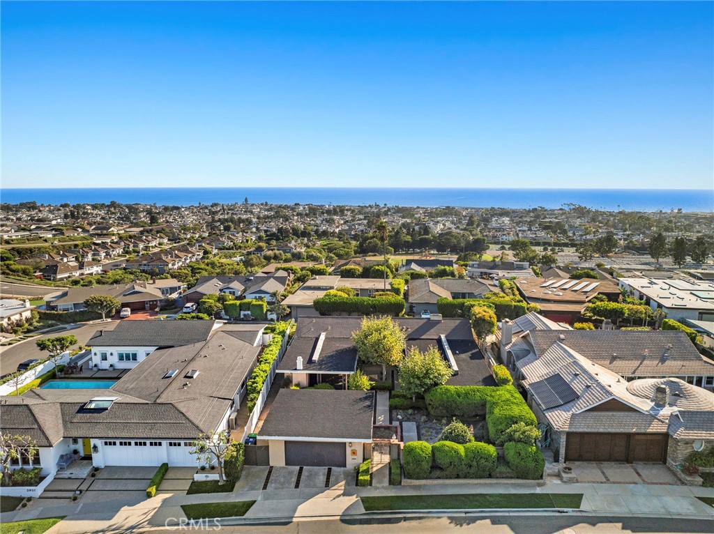 2915 Pebble Drive