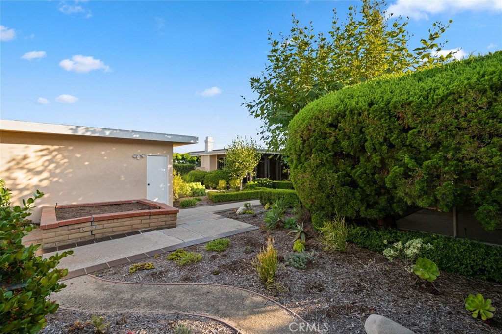 2915 Pebble Drive