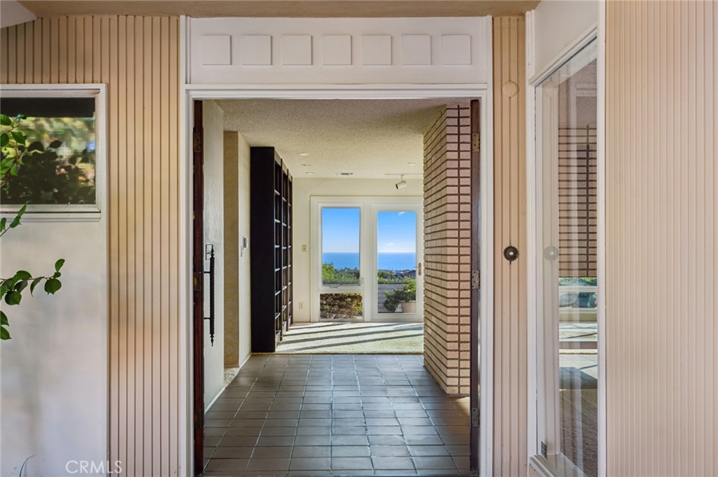 2915 Pebble Drive