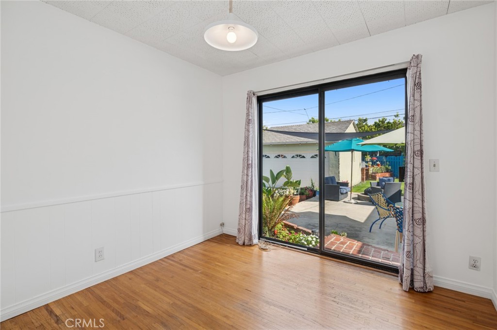 476 Costa Mesa Street