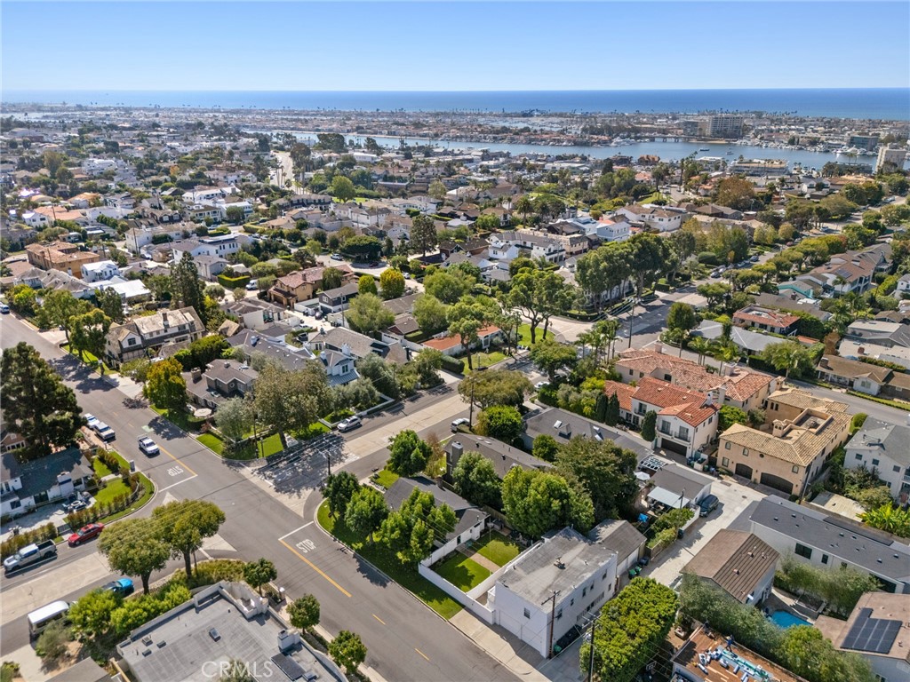 465 Santa Ana Avenue