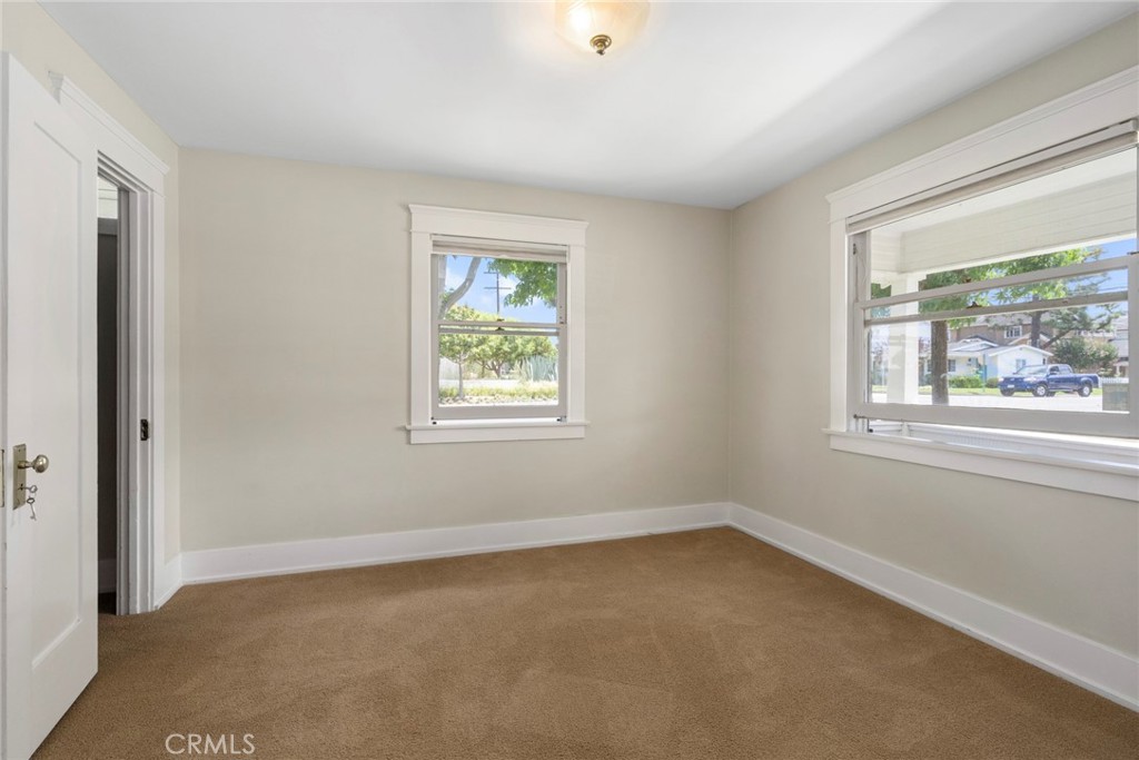 465 Santa Ana Avenue