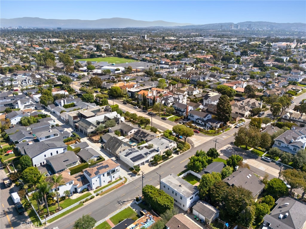 465 Santa Ana Avenue