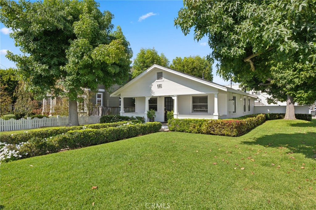 465 Santa Ana Avenue