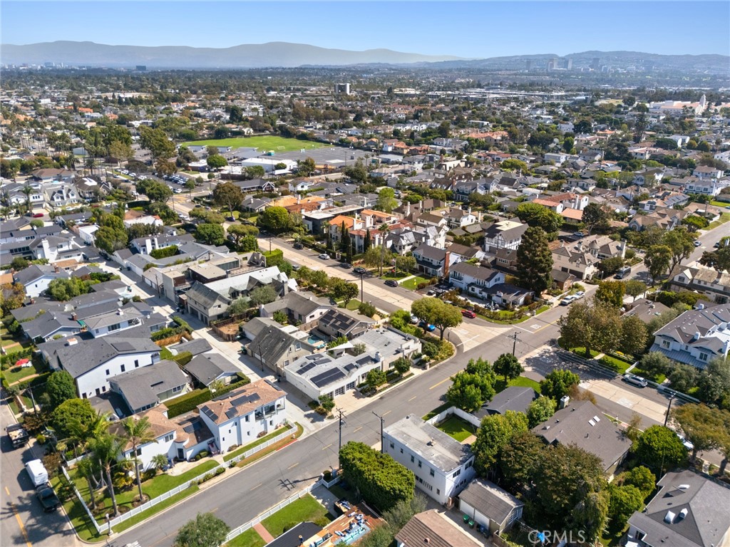 465 Santa Ana Avenue