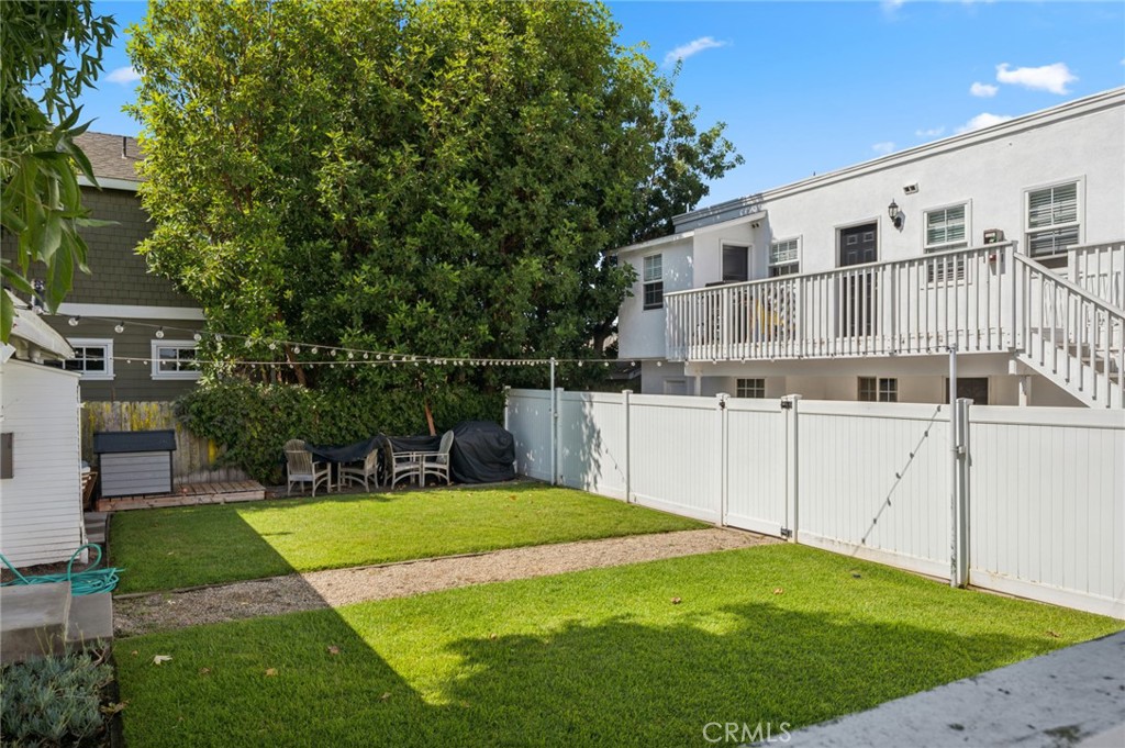 465 Santa Ana Avenue