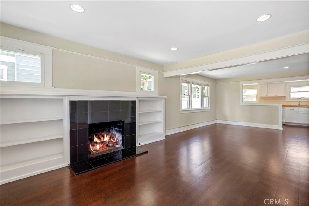 465 Santa Ana Avenue