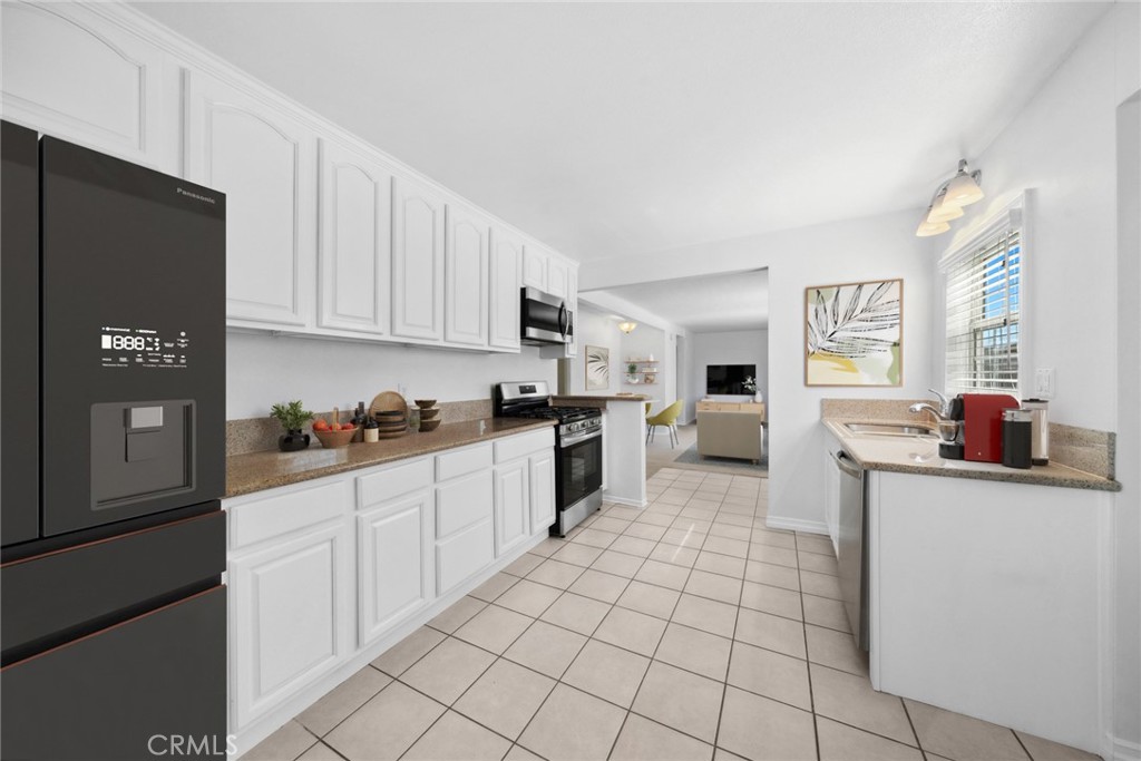 465 Santa Ana Avenue