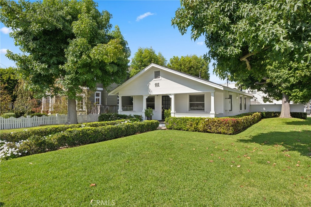 465 Santa Ana Avenue