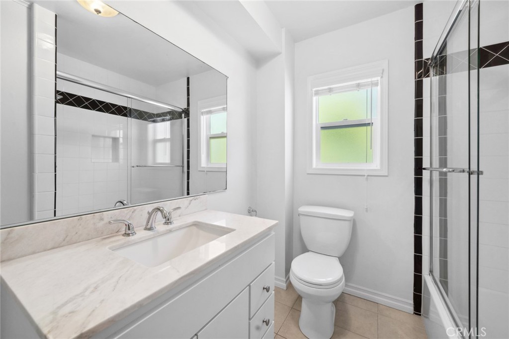 465 Santa Ana Avenue