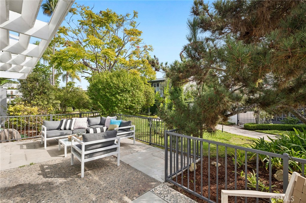 1008 Buckingham Drive