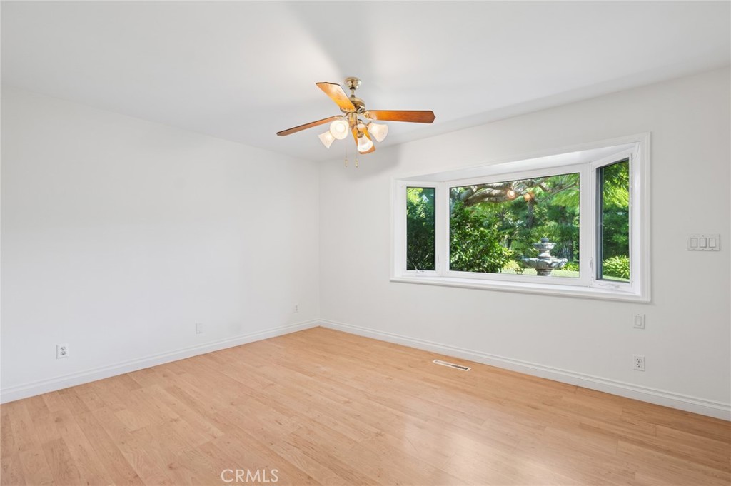 1727 Galatea Terrace