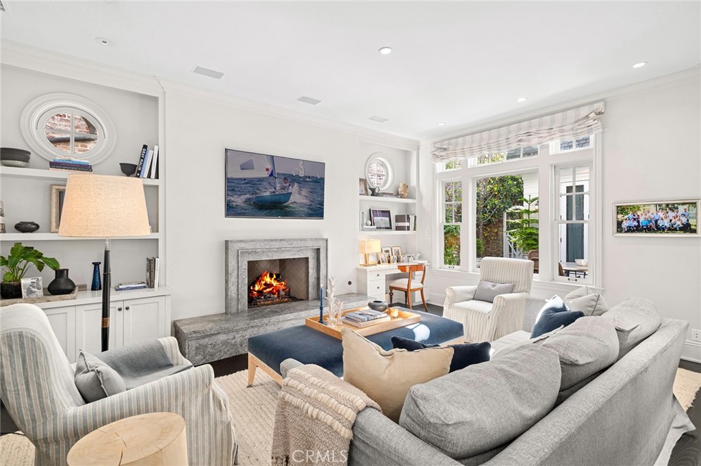 2601 Bayshore Drive