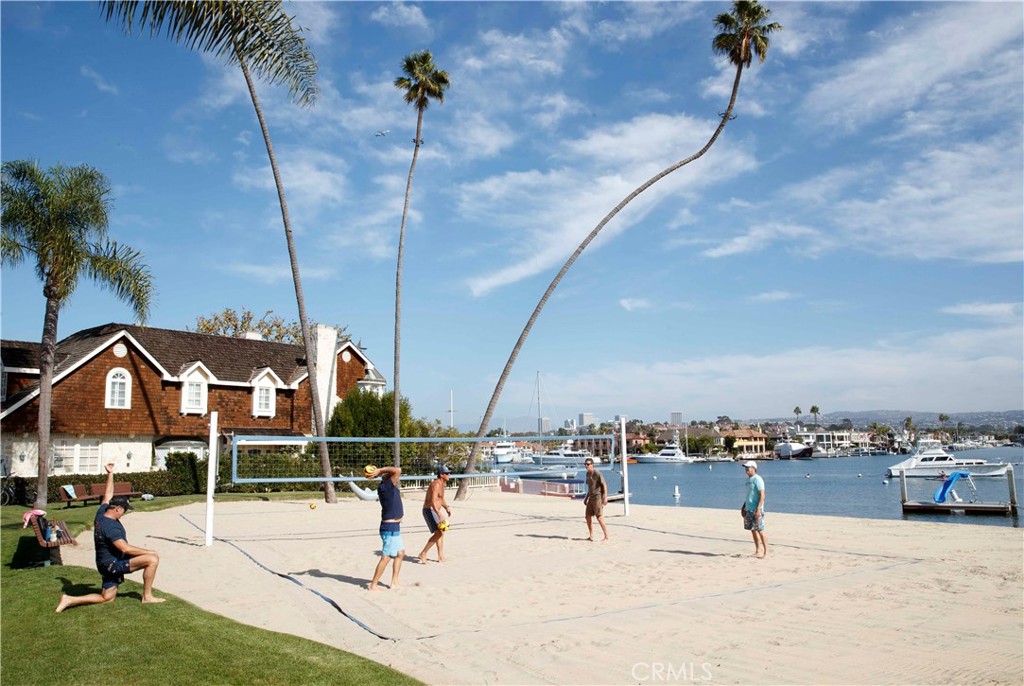 2601 Bayshore Drive