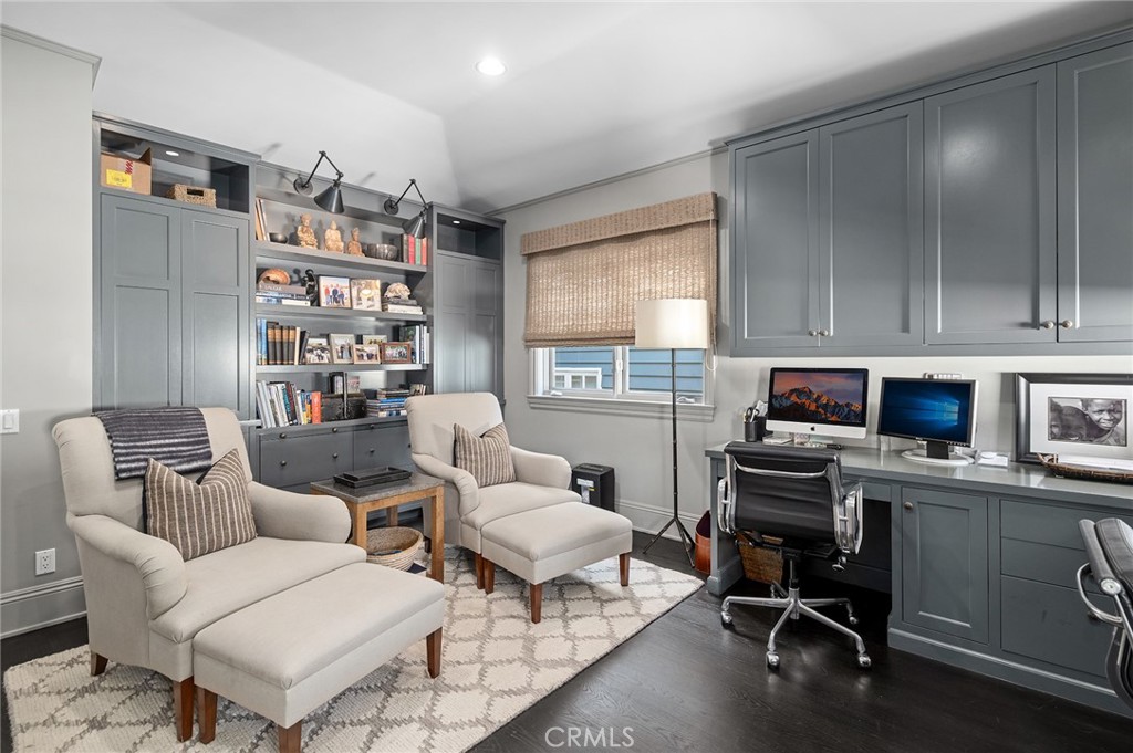2601 Bayshore Drive