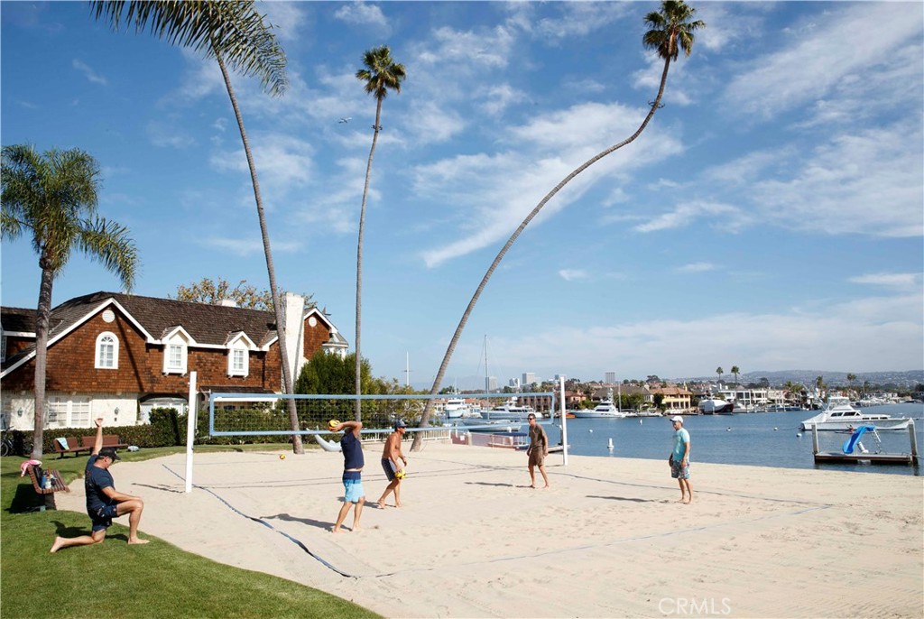 2601 Bayshore Drive