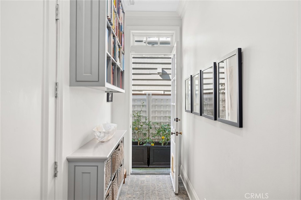 2601 Bayshore Drive