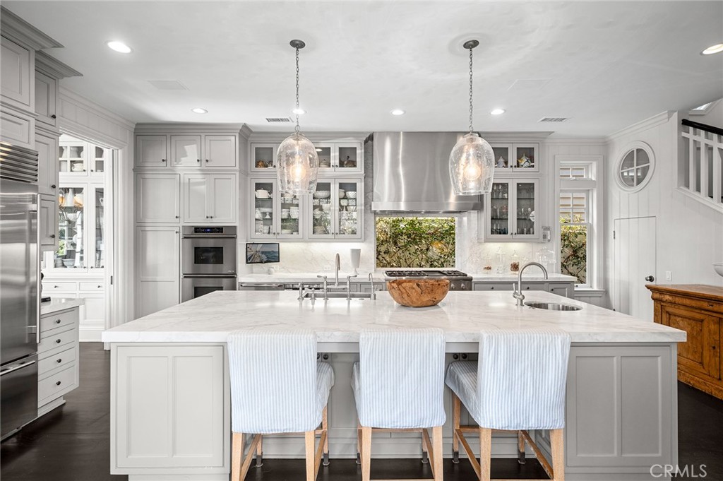2601 Bayshore Drive