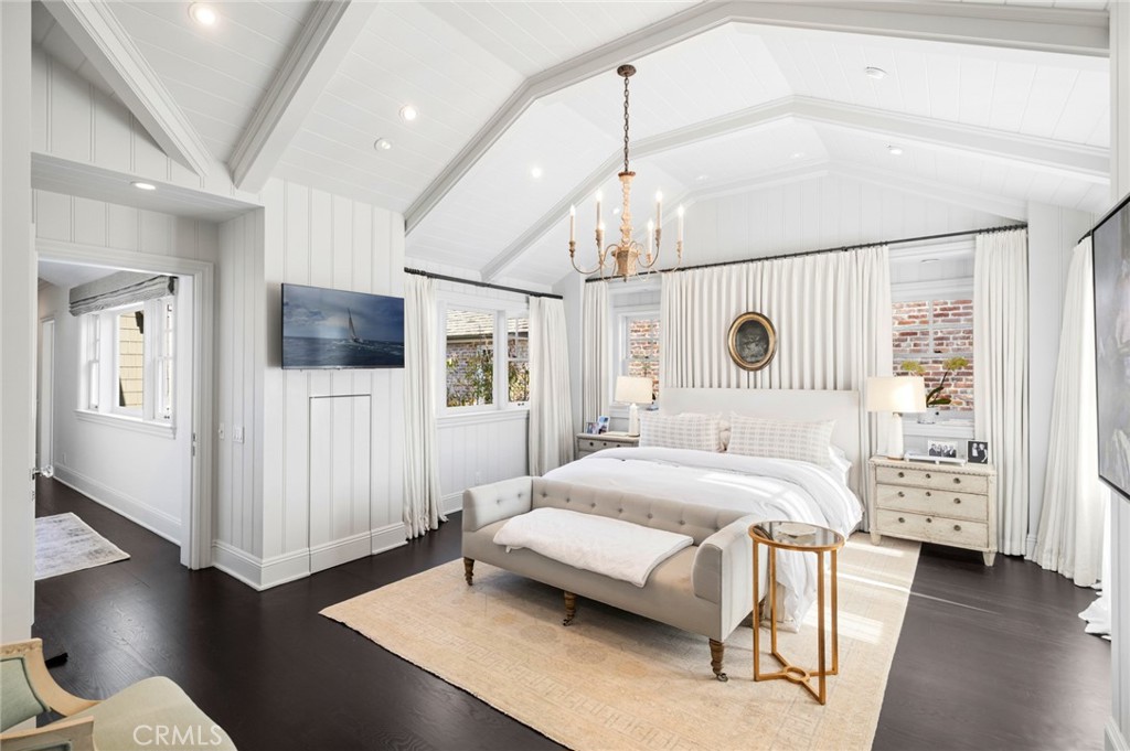 2601 Bayshore Drive