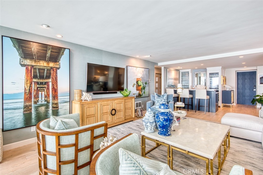 3121 W Coast Hwy 7AB