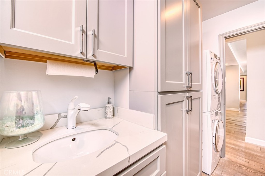 3121 W Coast Hwy 7AB