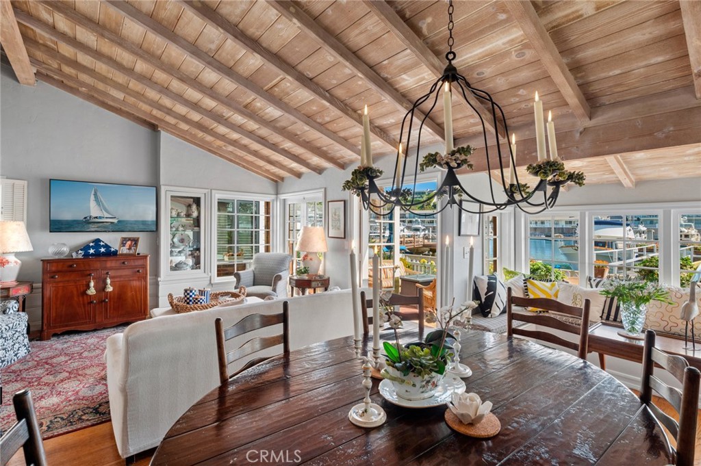 323 E Bay Front