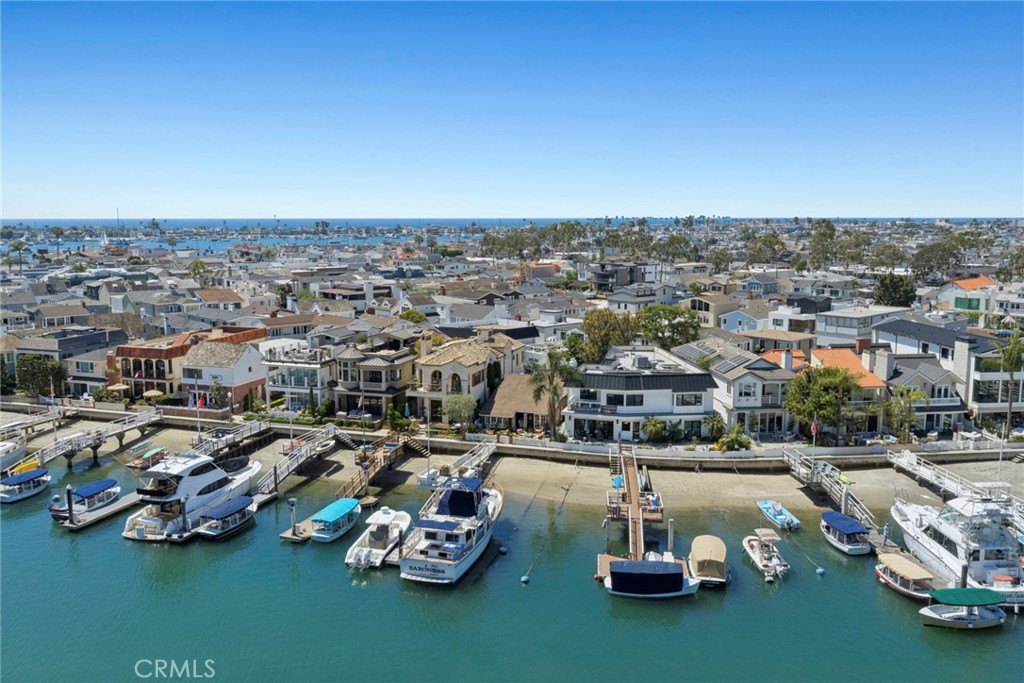 323 E Bay Front