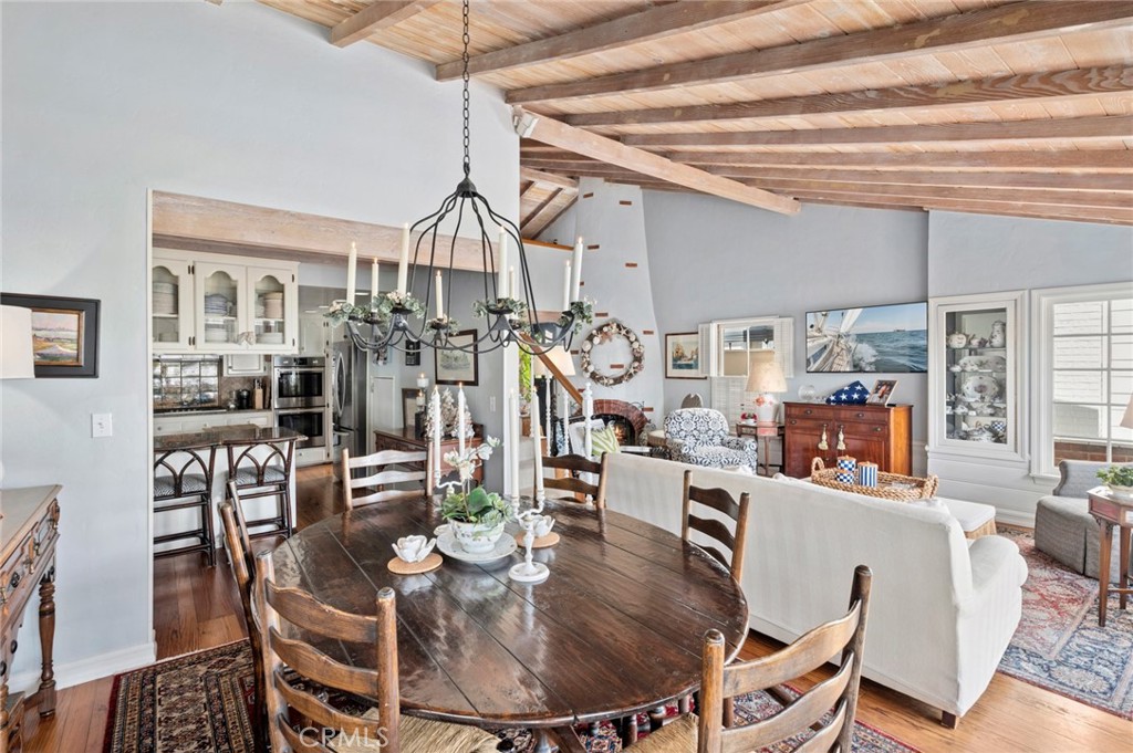 323 E Bay Front