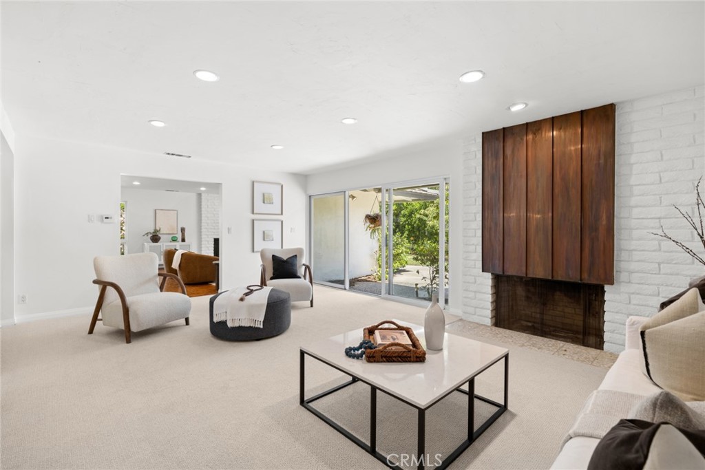 2024 Windward Lane