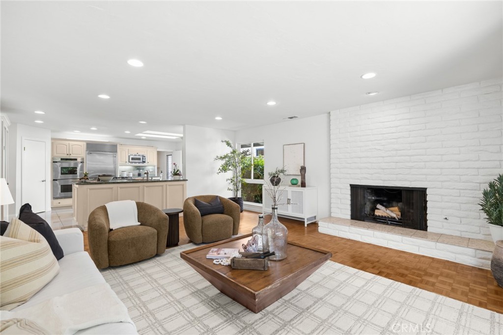 2024 Windward Lane