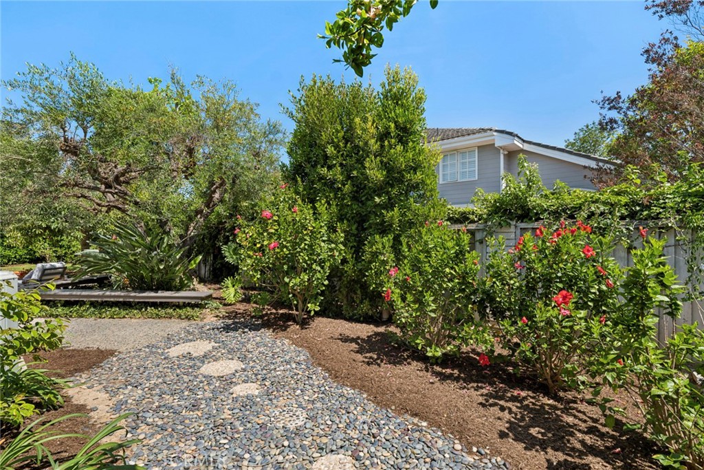 2024 Windward Lane