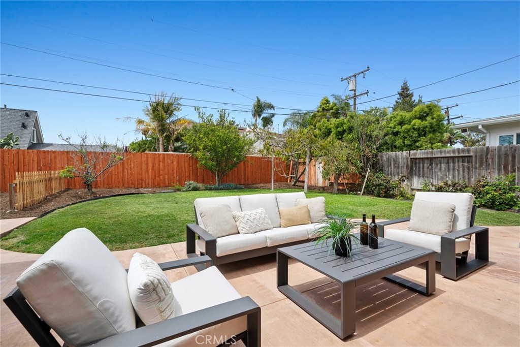 2665 Club Mesa Place