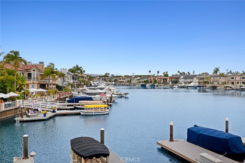 500 Harbor Island Dr