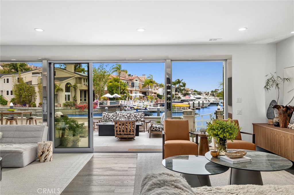 500 Harbor Island Dr