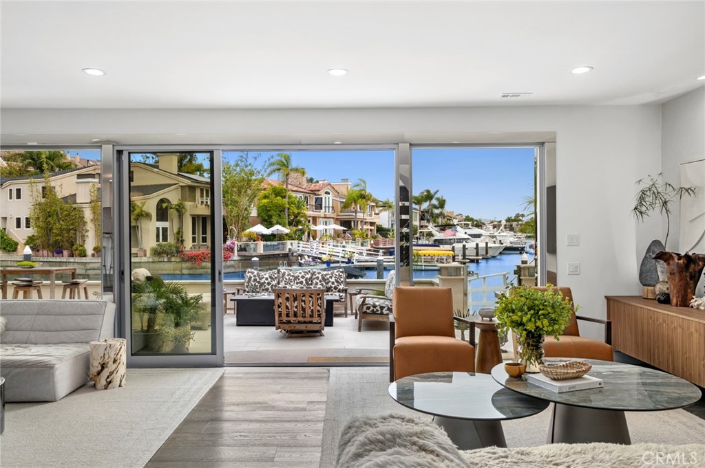 500 Harbor Island Dr