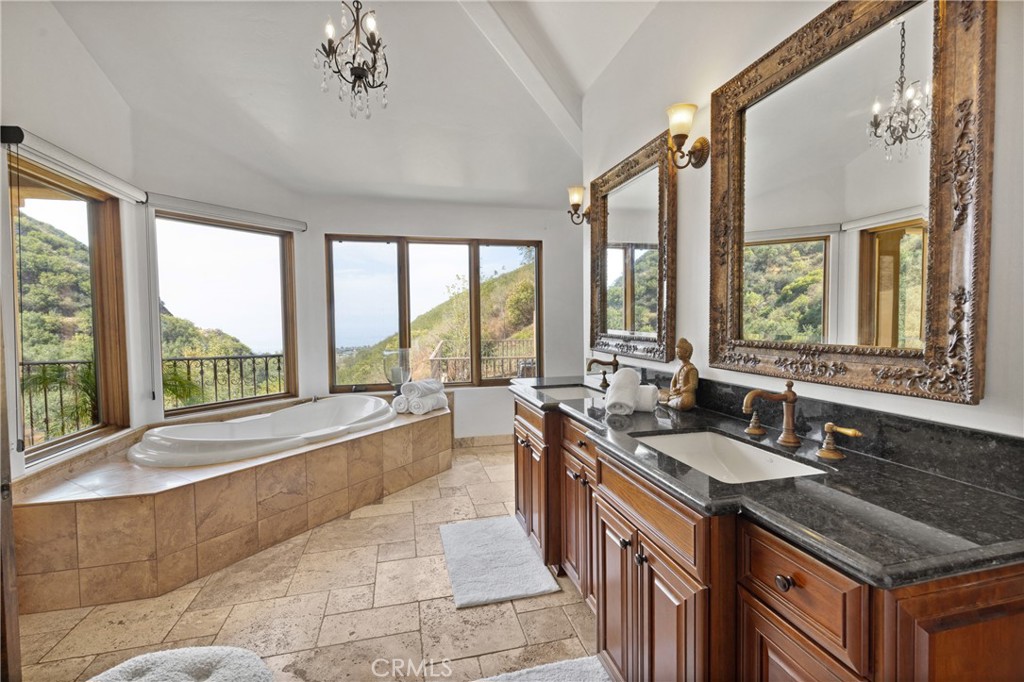 4322 Escondido Drive