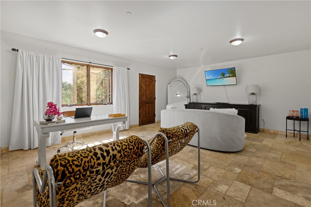 4322 Escondido Drive