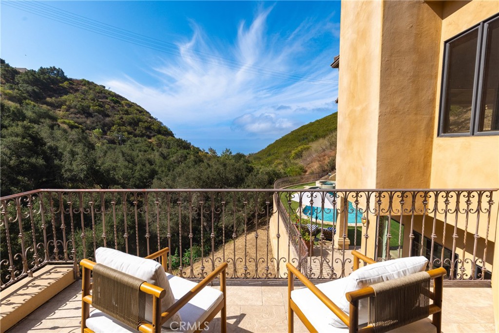 4322 Escondido Drive